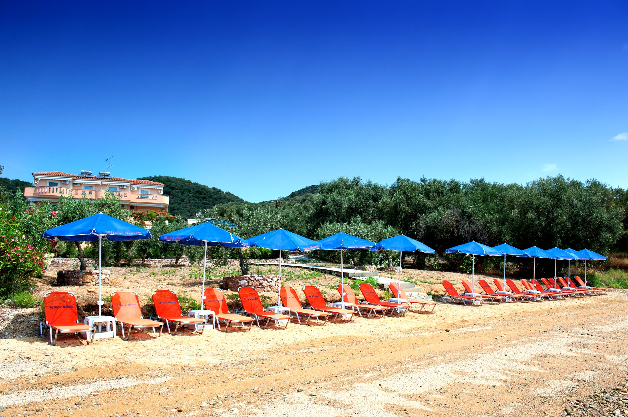 Effies House Aidipsos 38