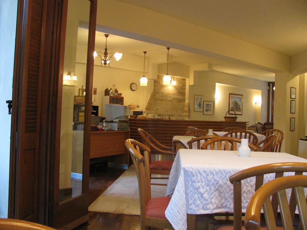 Hotel Aiolos Edipsos 04